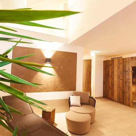 Freinerhof & Wellness 3*