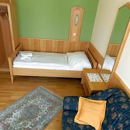 Freinerhof & Wellness 3*