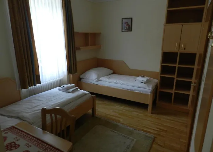 Hotell Freinerhof & Wellness 3*